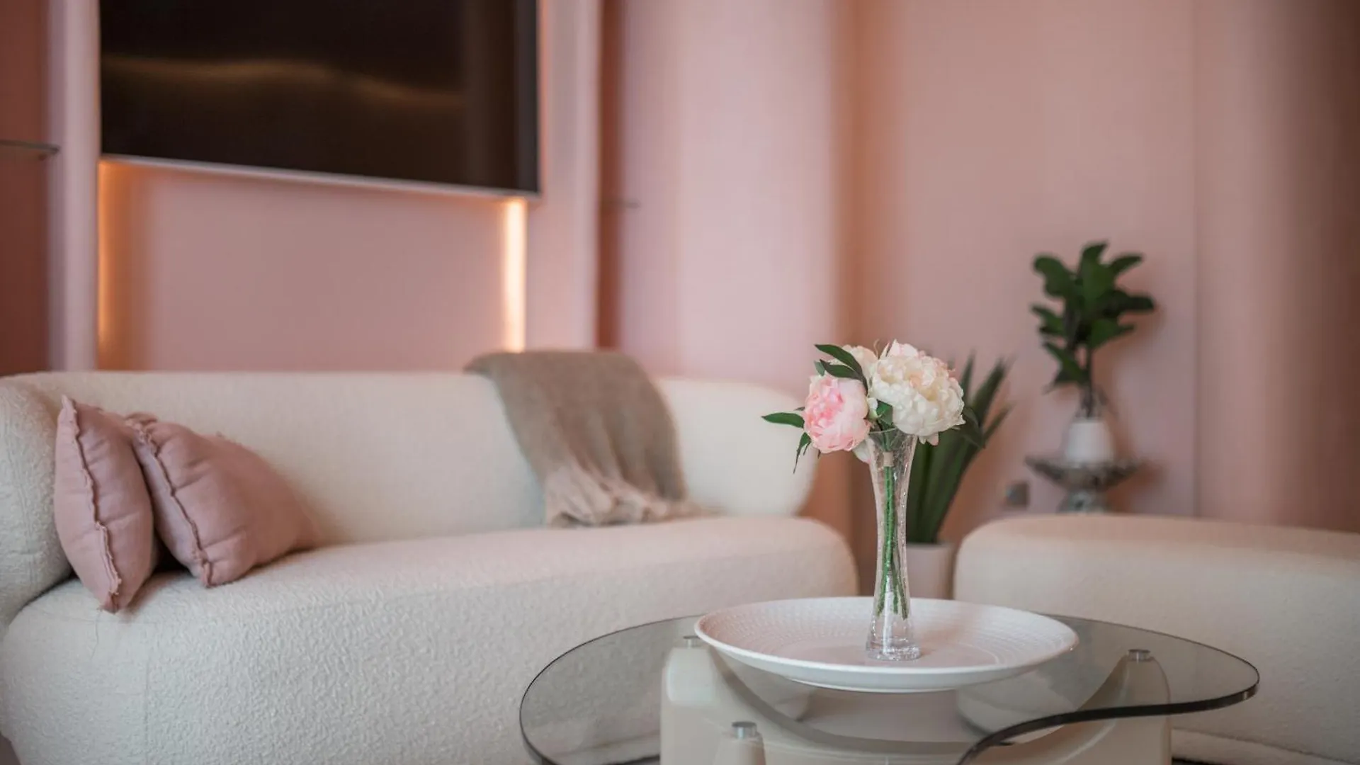 Le Boudoir Iconic 4 Guests Cannes