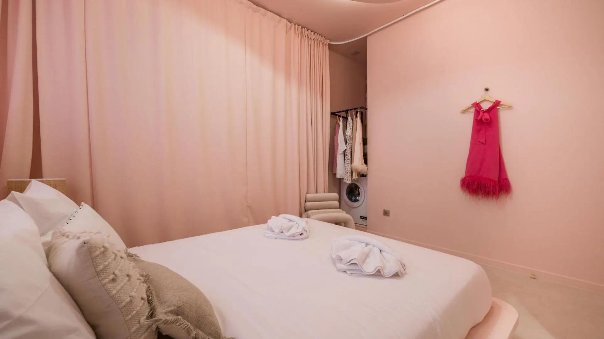 Le Boudoir Iconic 4 Guests Cannes France